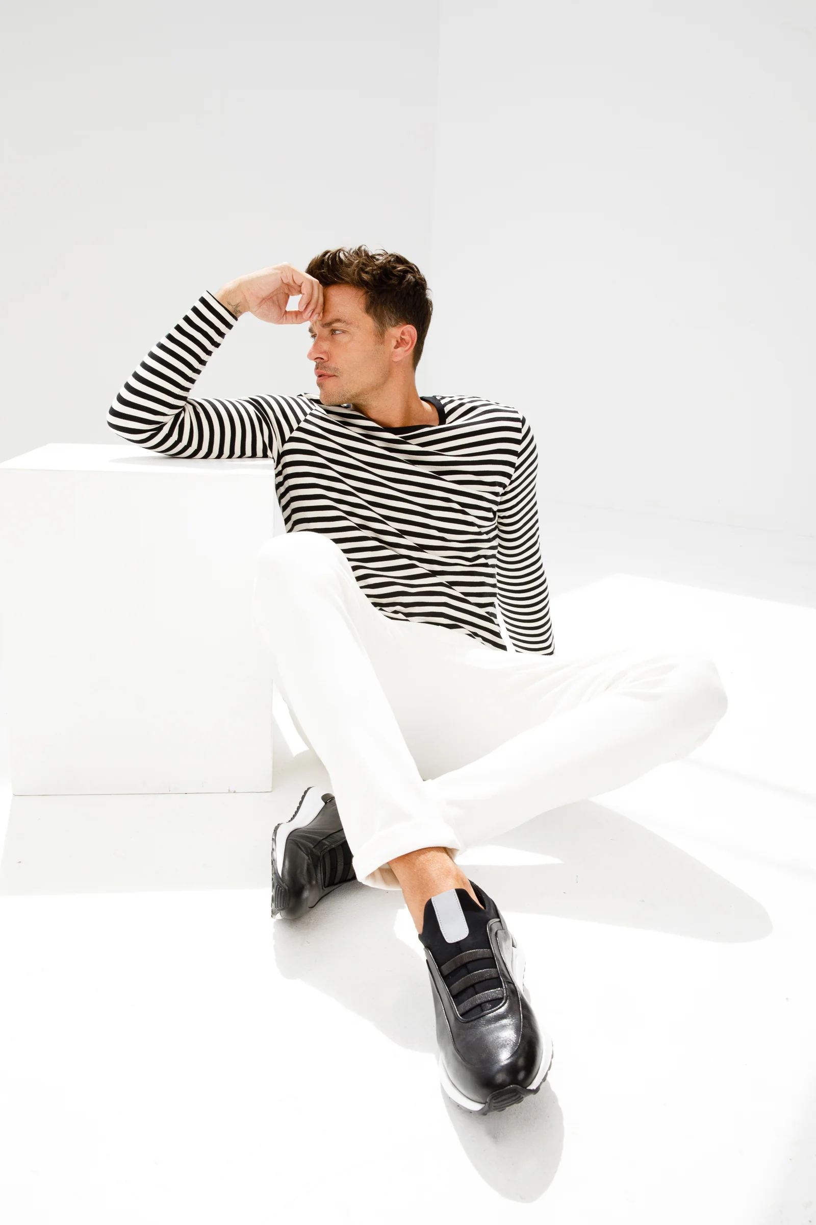 The Sonoma Black Leather Men Sneaker - Image 12
