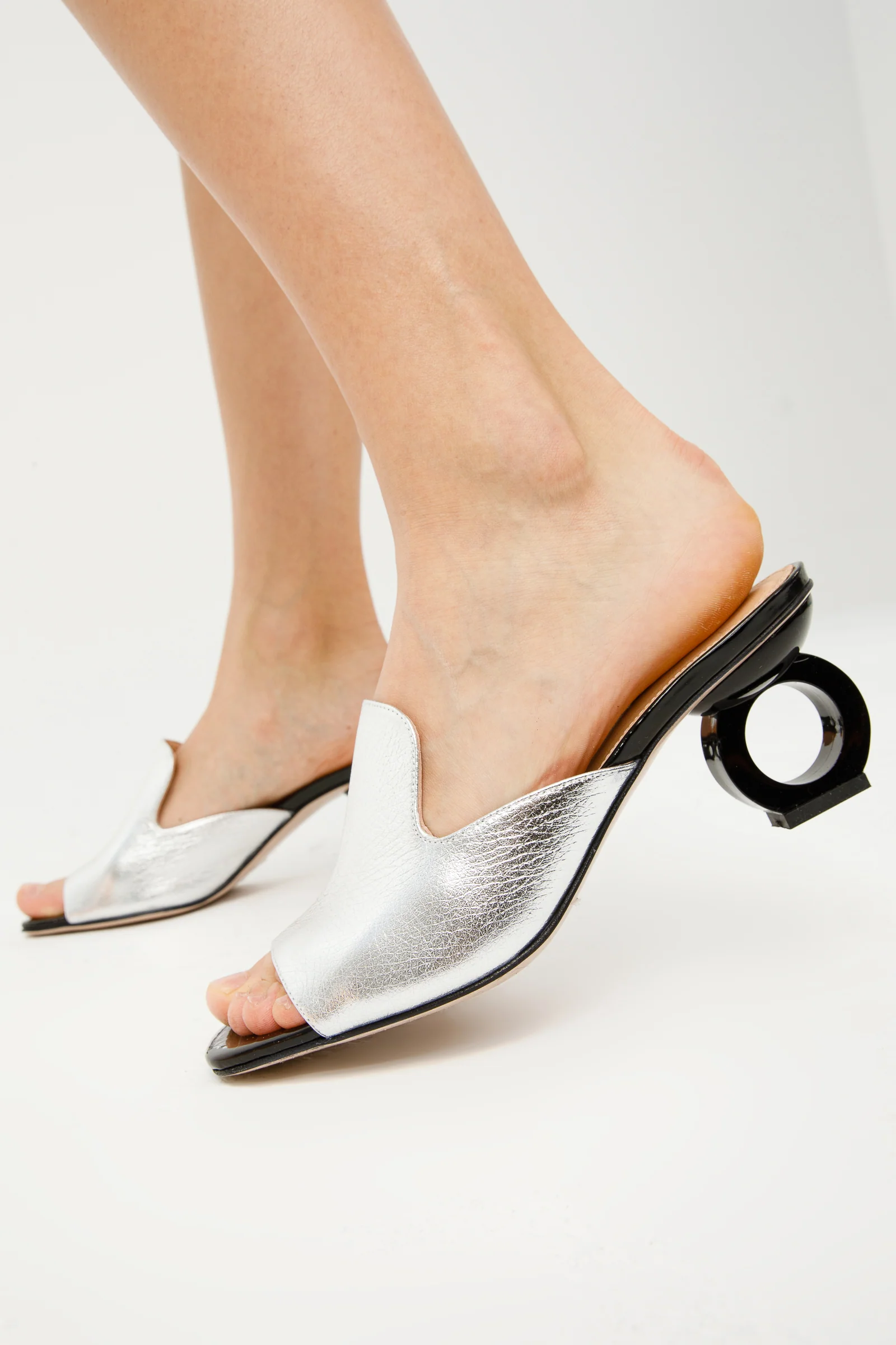The Tory Silver Leather Women Sandal - Image 13