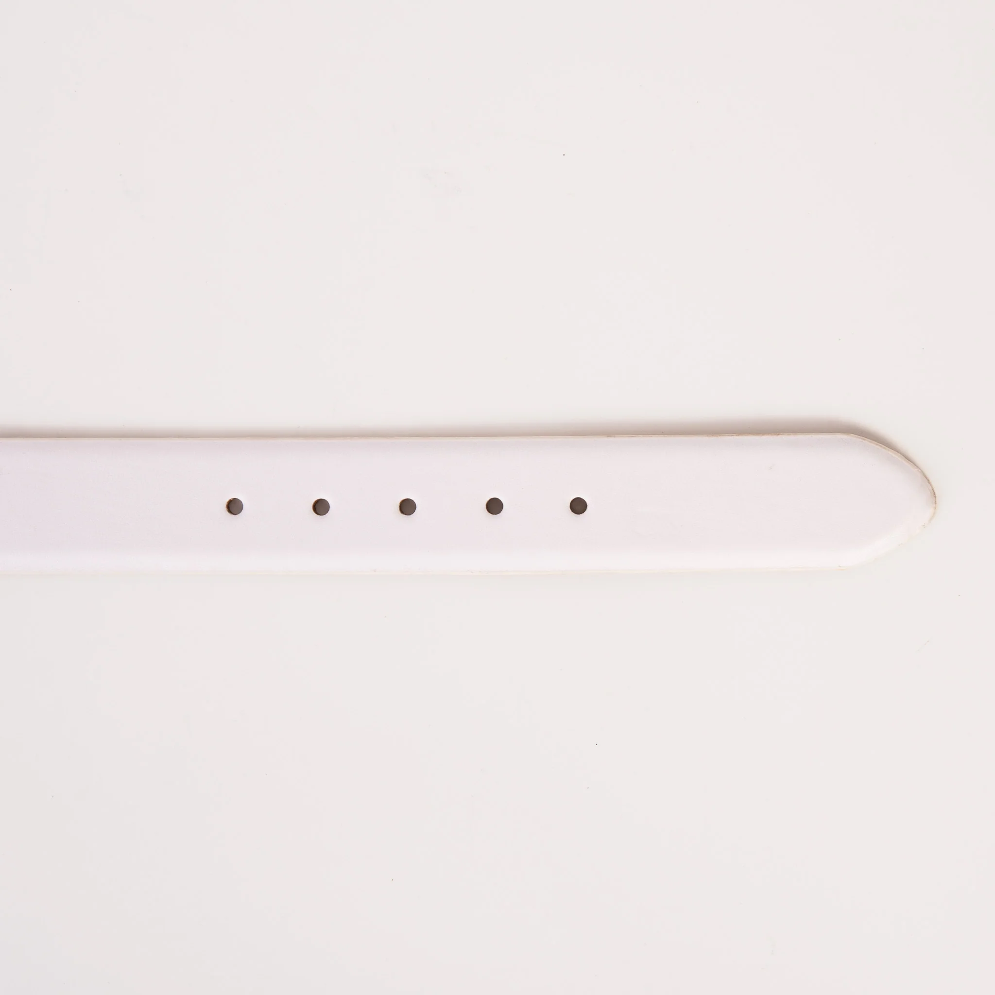 The Urgup White Calfskin Belt - Image 5