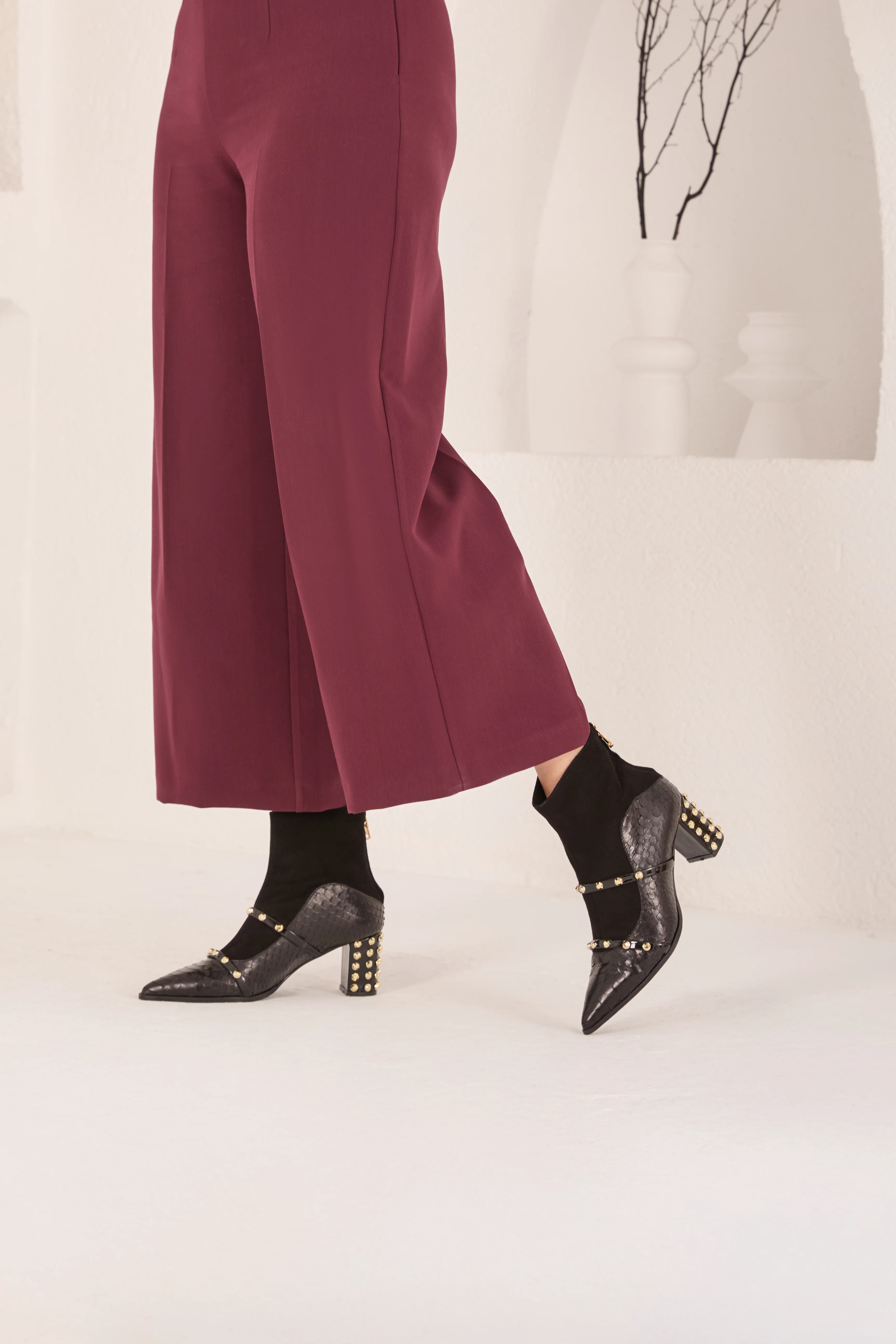 The  Valentina Leather Block Heel Women Boot - Image 13