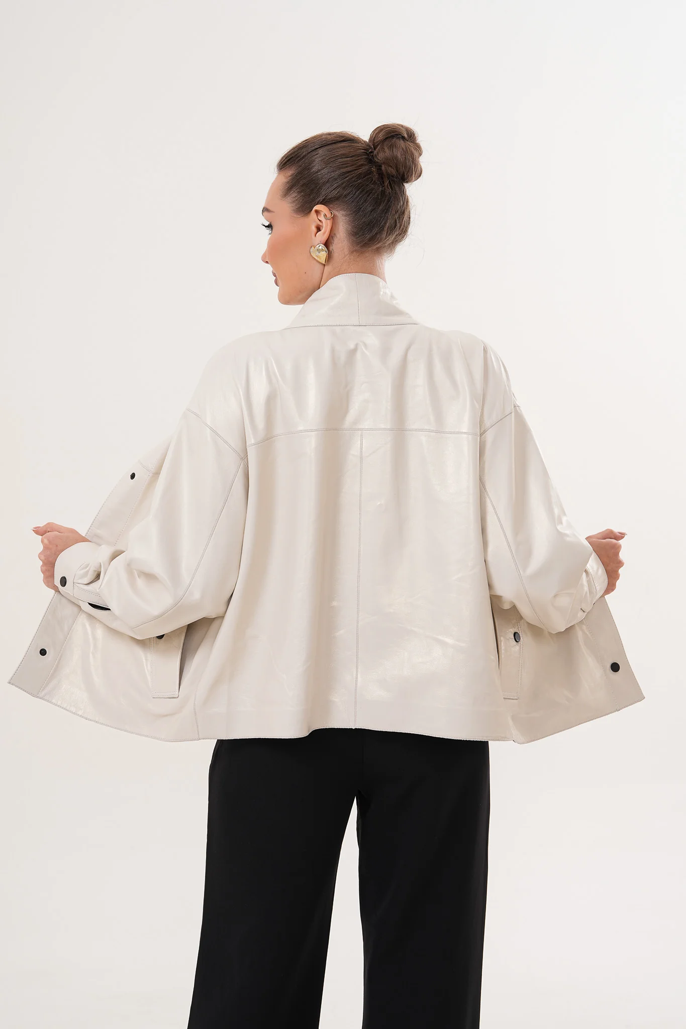 The Velmira Reversible Ivory Leather Women Jacket - Image 3