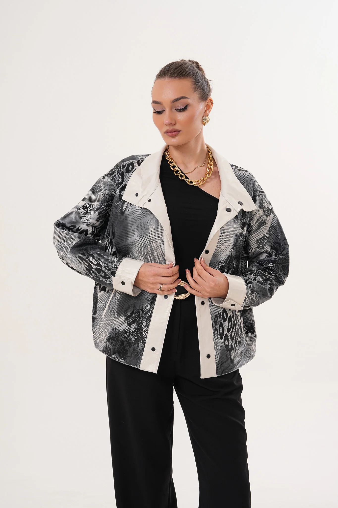 The Velmira Reversible Ivory Leather Women Jacket - Image 5