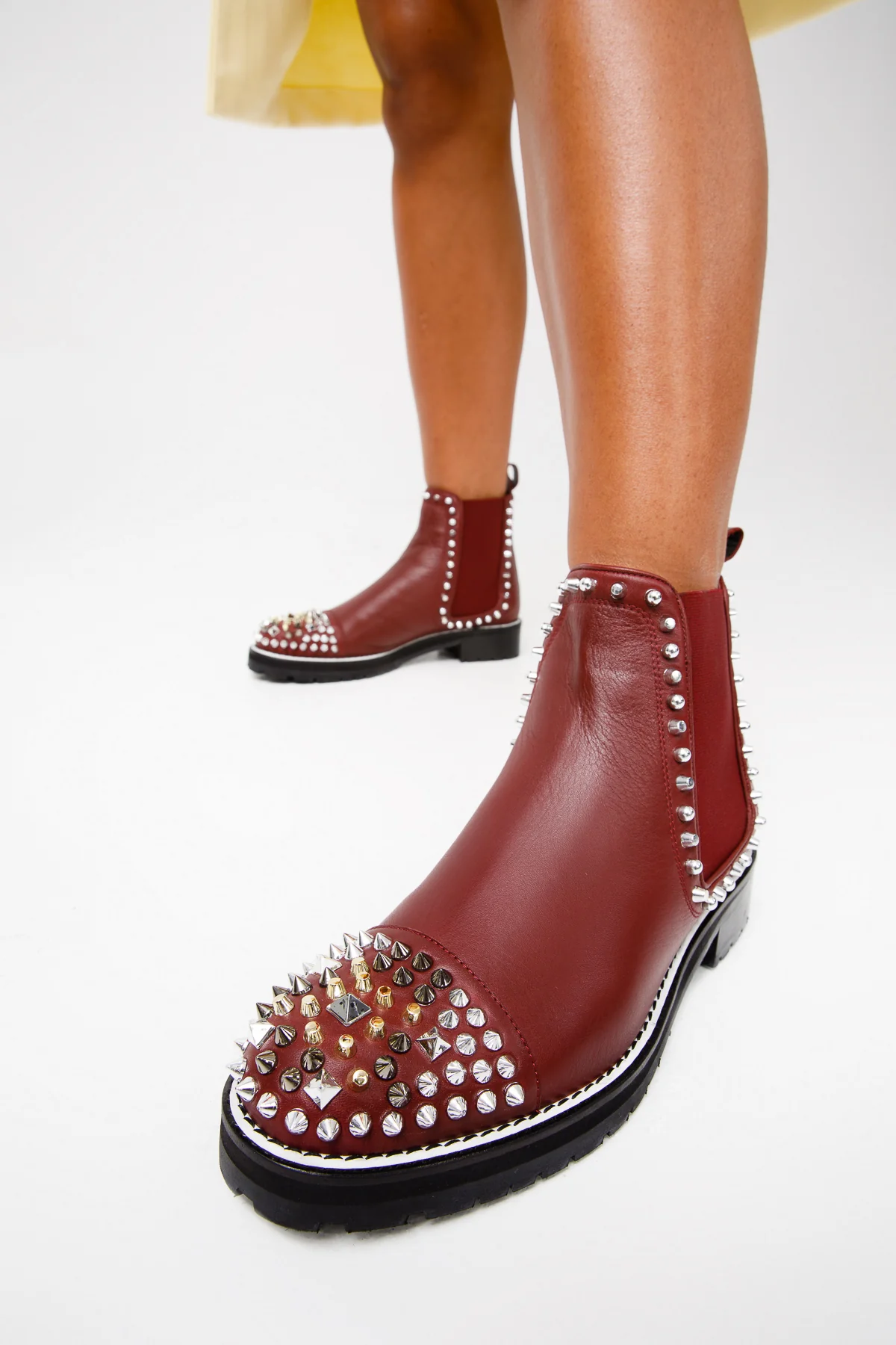 The Vuvulane Burgundy Spike Leather Ankle Women Boot - Image 9